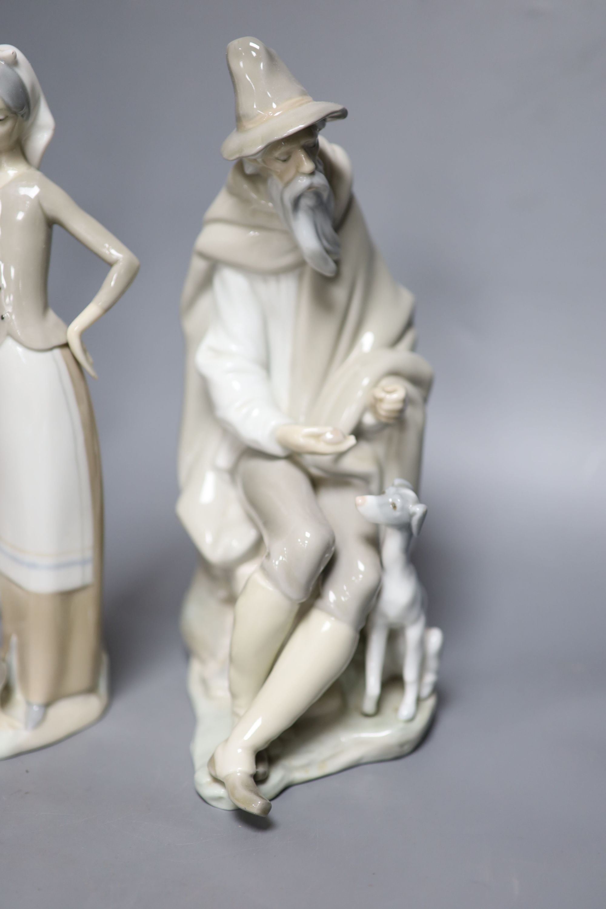 Three assorted Lladro figures